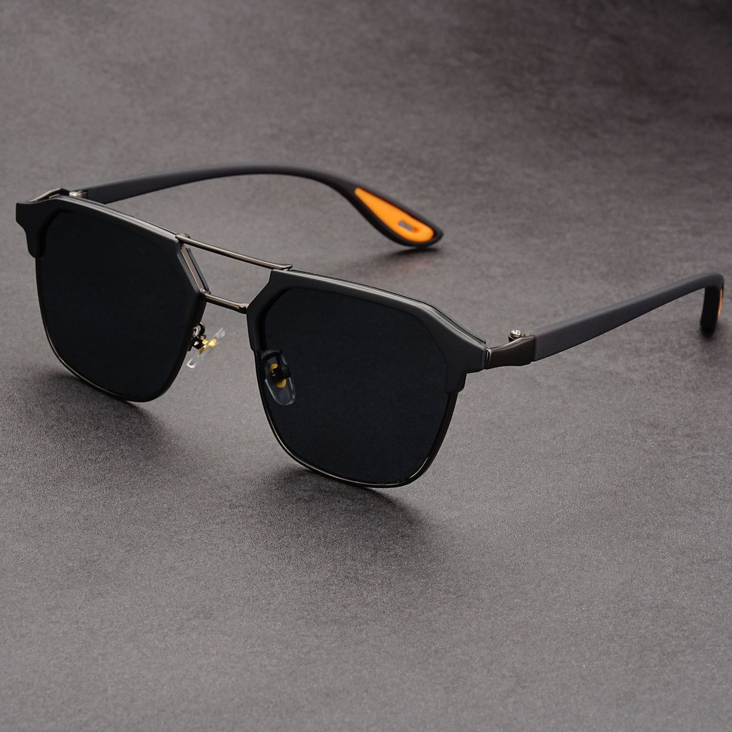 Fashionable square frame punk style sunglasses