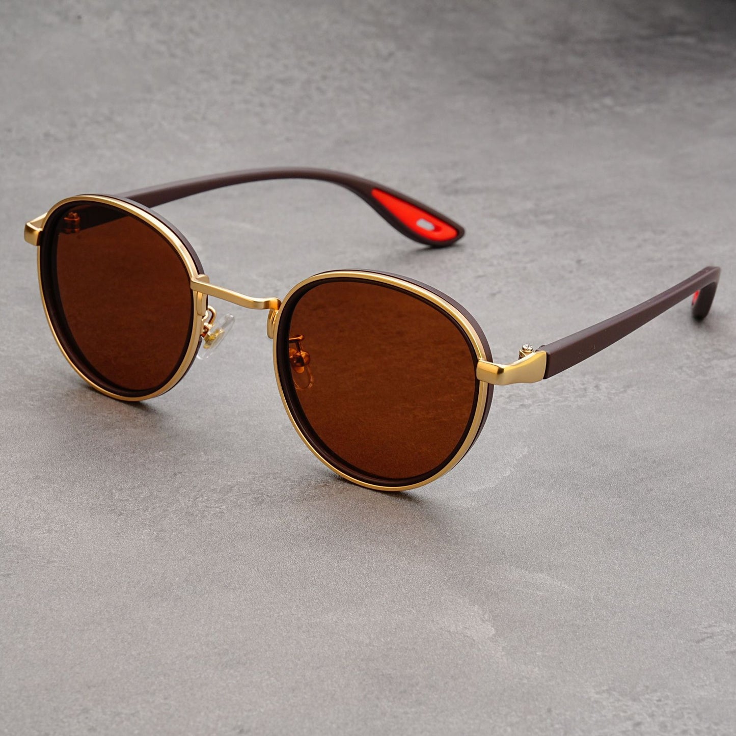 Fashionable round frame punk style sunglasses