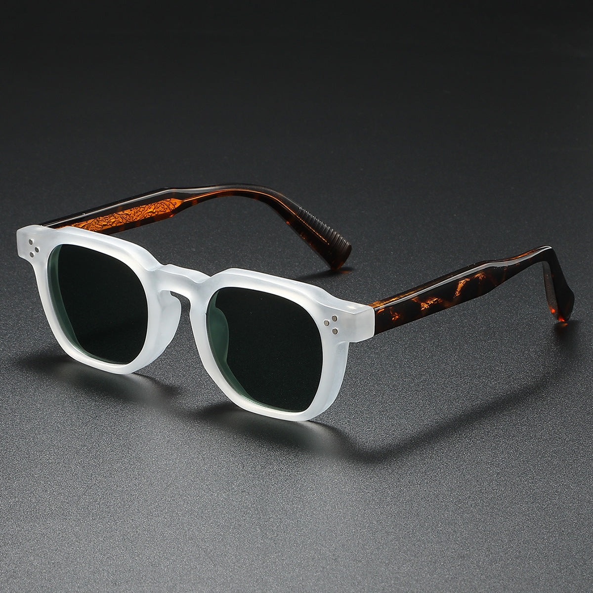 Mousvibe 1081 | Square-frame polarized sunglasses