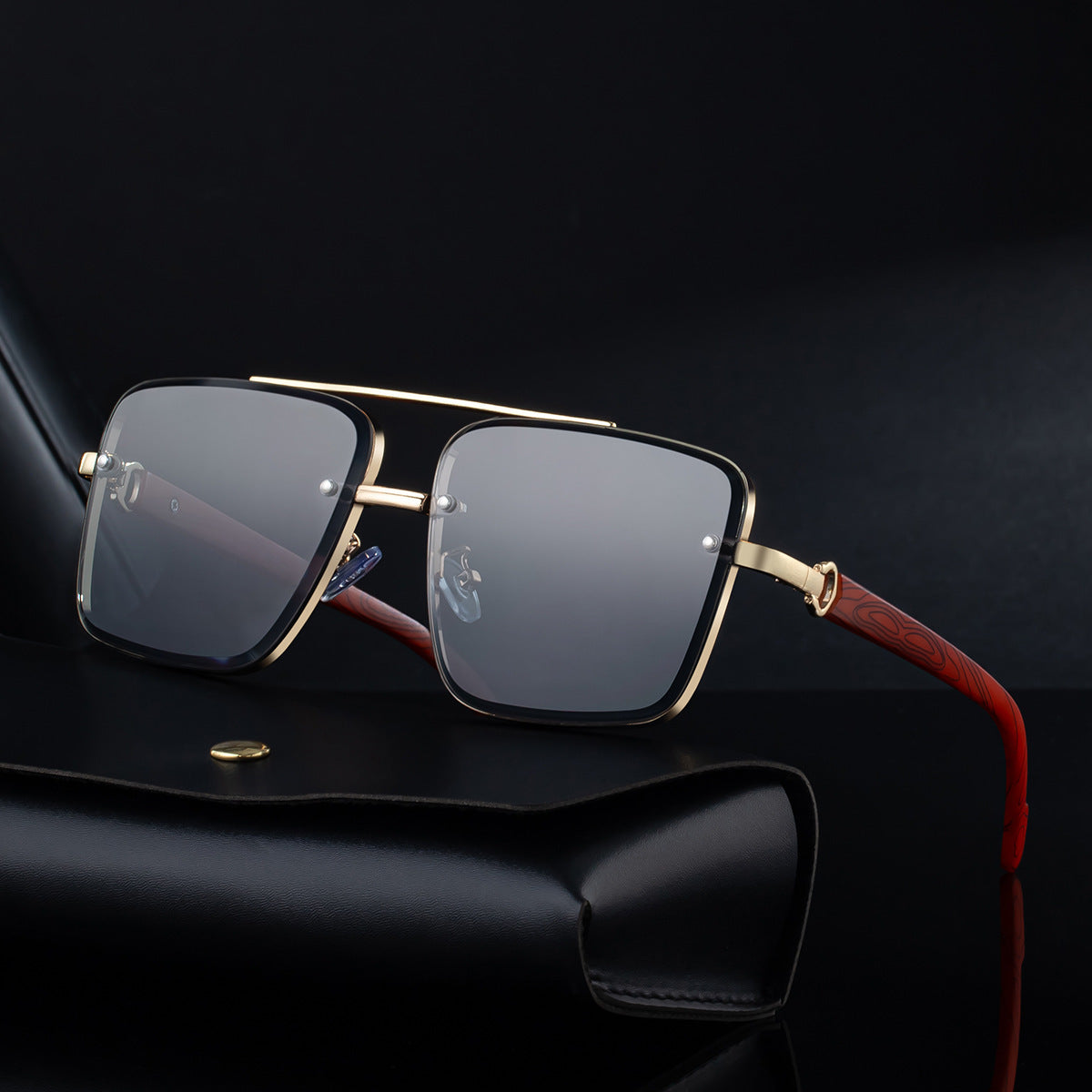 Mousvibe 1128 | Stylish square frame faux wood grain sunglasses