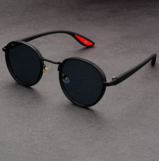 Fashionable round frame punk style sunglasses