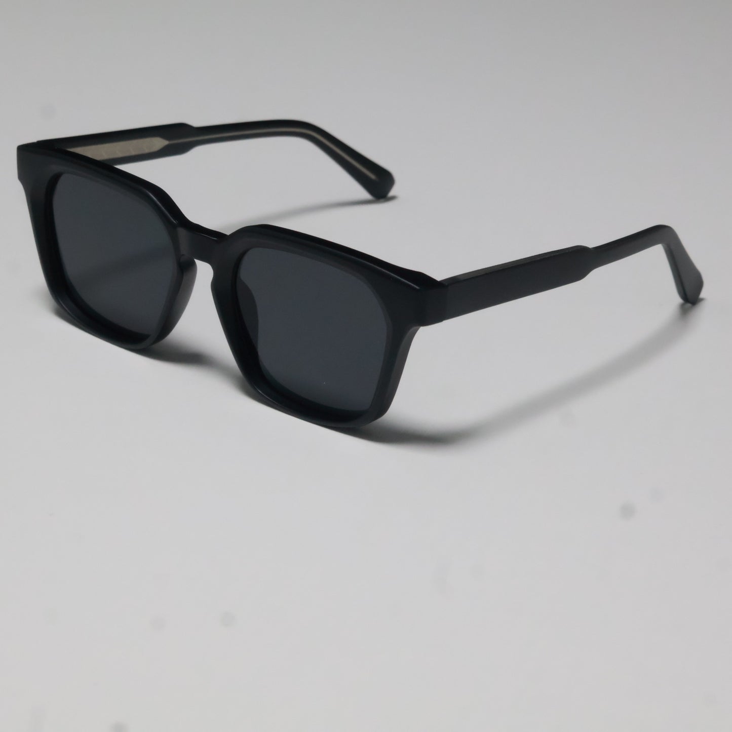 Mousvibe 1282 | Square-frame men's simple and versatile sunglasses