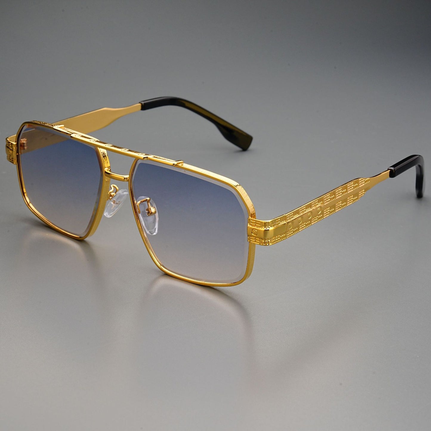 Mousvibe 1209 | European and American trendy carved sunglasses