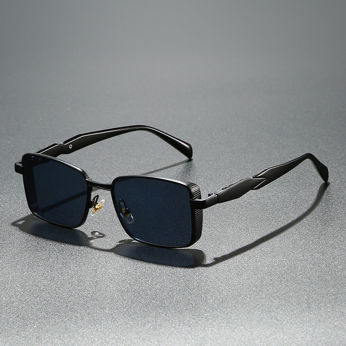 Mousvibe 1305 | Stylish square metal sunglasses