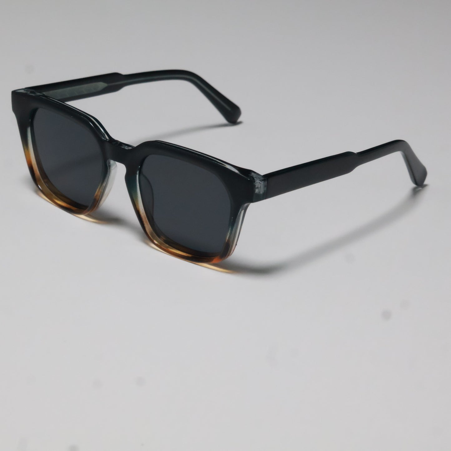 Mousvibe 1282 | Square-frame men's simple and versatile sunglasses