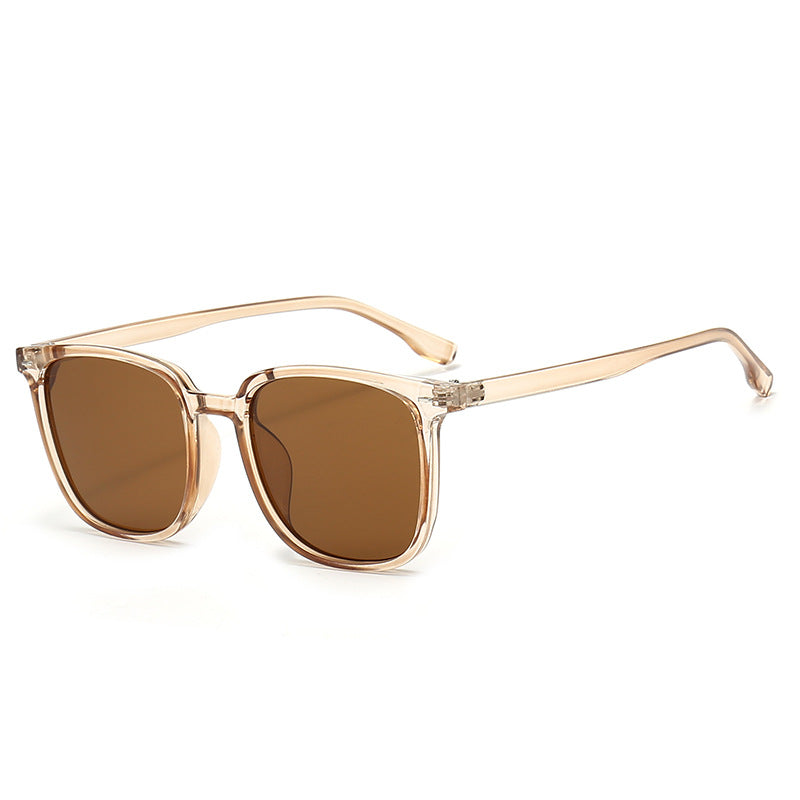 Mousvibe 1402 | Stylish Oversized Black-Frame Brown Sunglasses